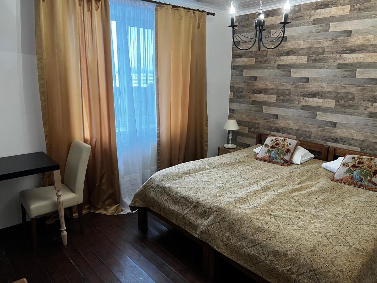 "Дальний Кордон" Hotell Moshchanytsya Eksteriør bilde